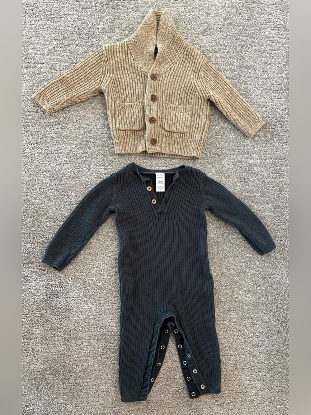 12M babyGap and Carters winter bundle-Romper and Sweater Cardigan